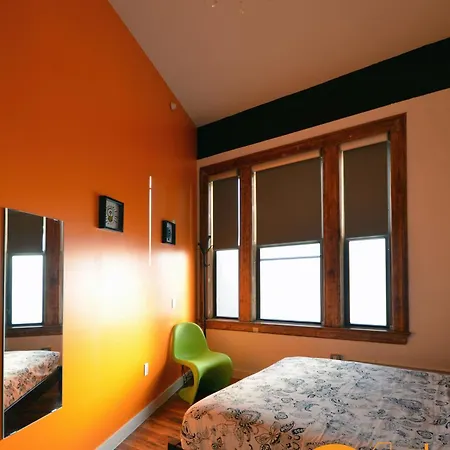 Q4 Hotel And Hostel-2